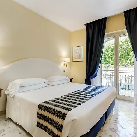 Western La Solara Otel