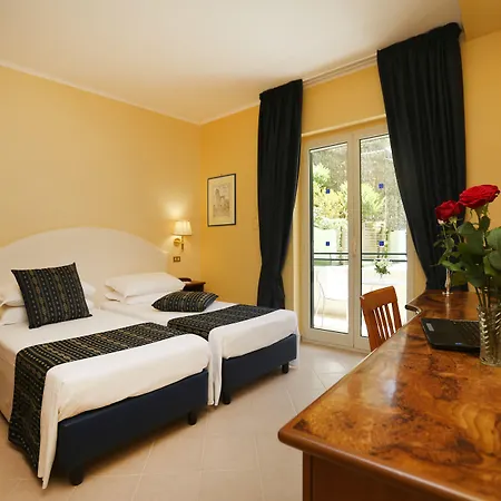 Western La Solara Sorrent