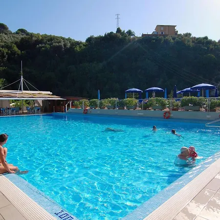 Western La Solara Hotel