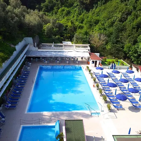 Western La Solara 4*