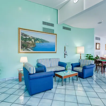 Western La Solara Hotel 4*